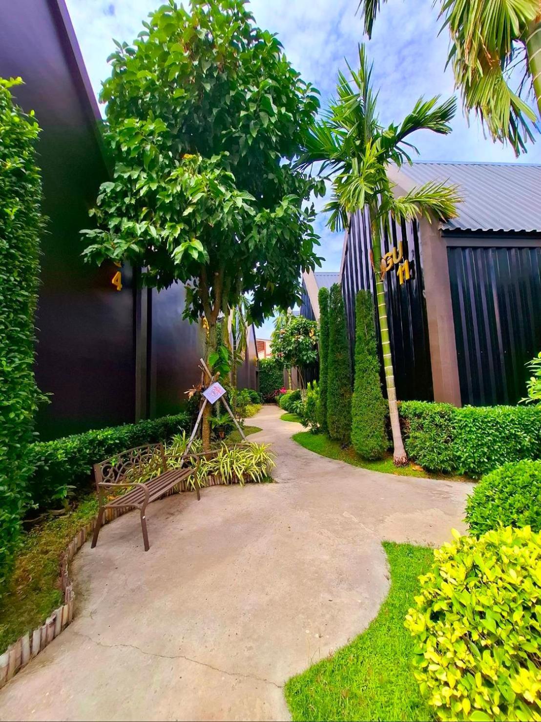 Sawasdee​ Buriram​ Resort Eksteriør billede