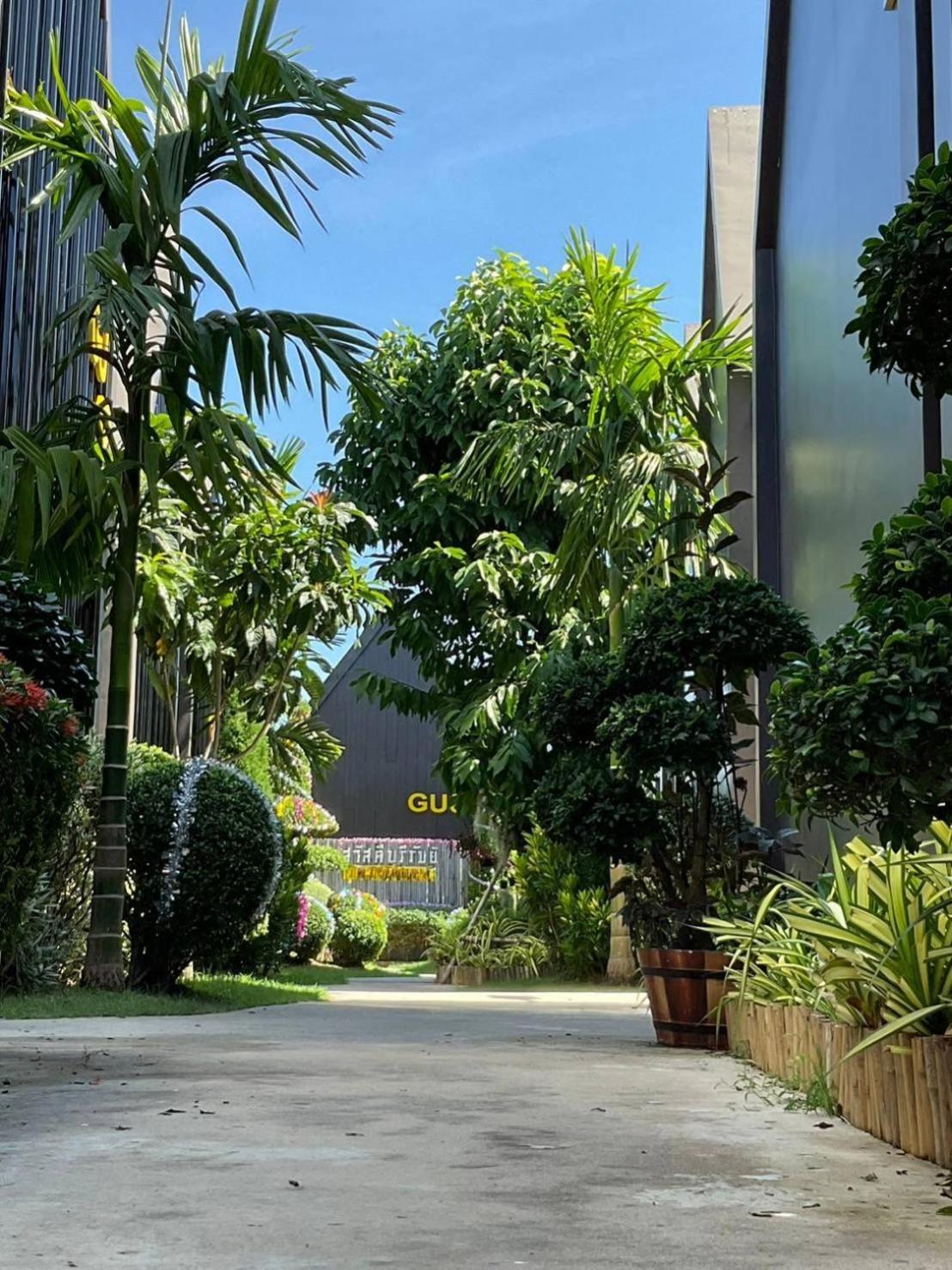 Sawasdee​ Buriram​ Resort Eksteriør billede
