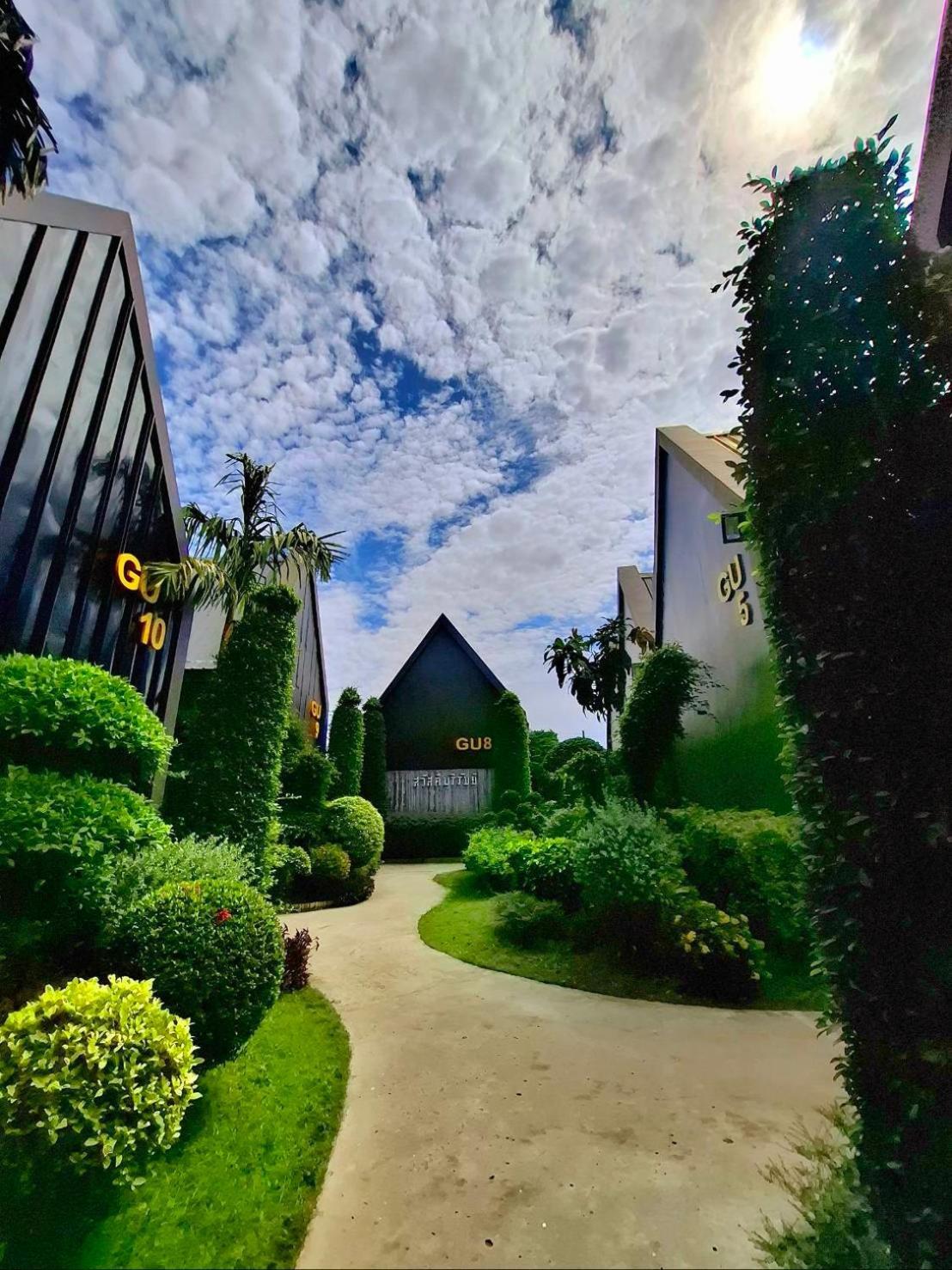 Sawasdee​ Buriram​ Resort Eksteriør billede