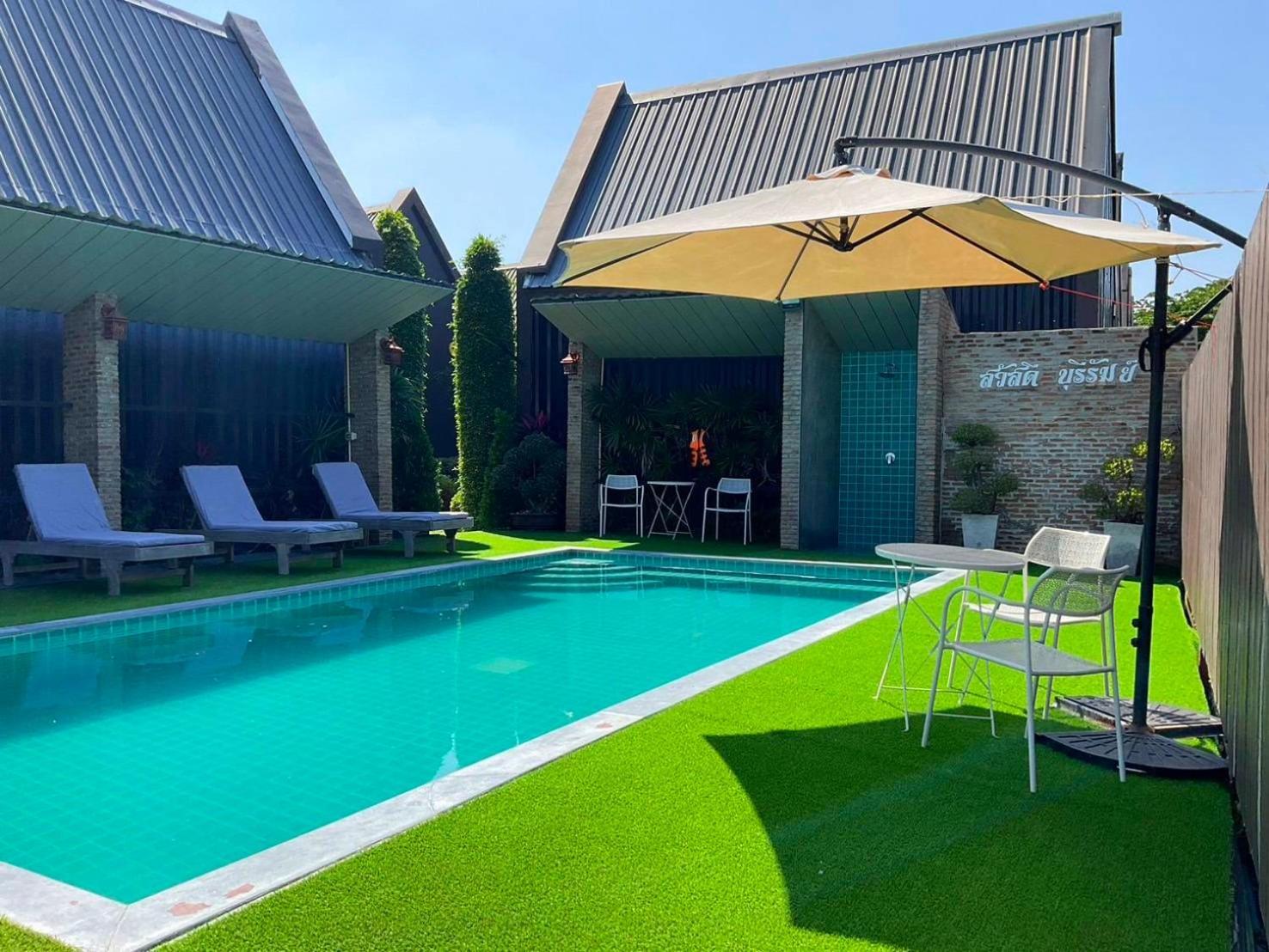 Sawasdee​ Buriram​ Resort Eksteriør billede