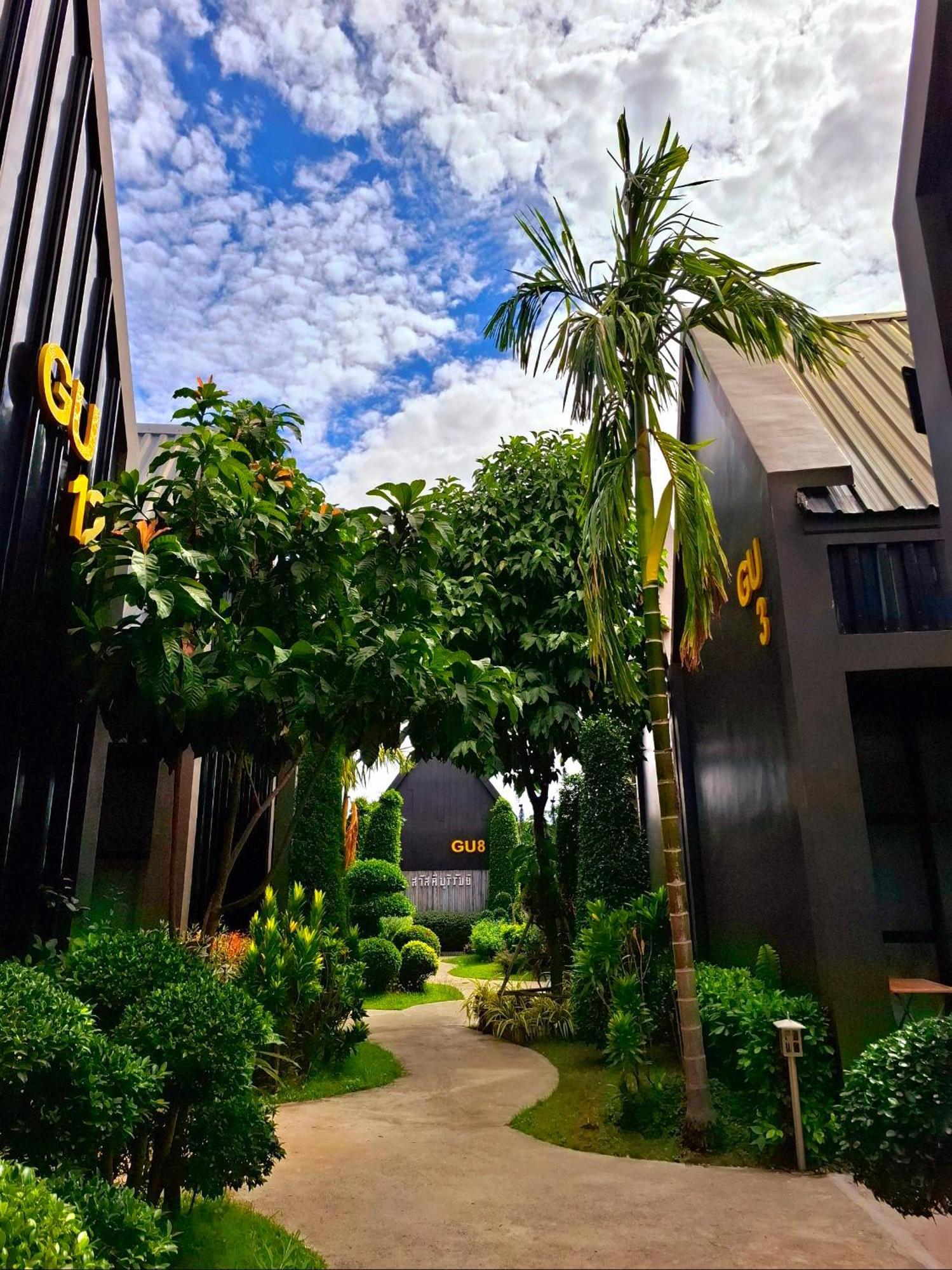 Sawasdee​ Buriram​ Resort Eksteriør billede